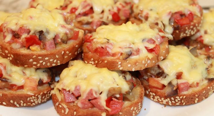 Какой бутерброд приготовить на завтрак. Рецепты бутербродов на скорую руку.